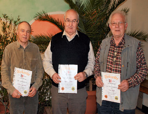 Gr&uuml;ndungsmitglieder Roland Rehmann, Siegfried Sommer und Udo Nagel f&uuml;r 50-j&auml;hrige Vereinszugeh&ouml;rigkeit geehrt